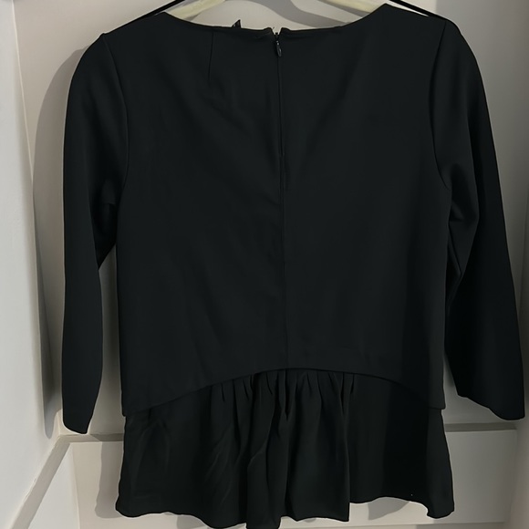 Black Club Monaco blouse excellent condition - Picture 2 of 2
